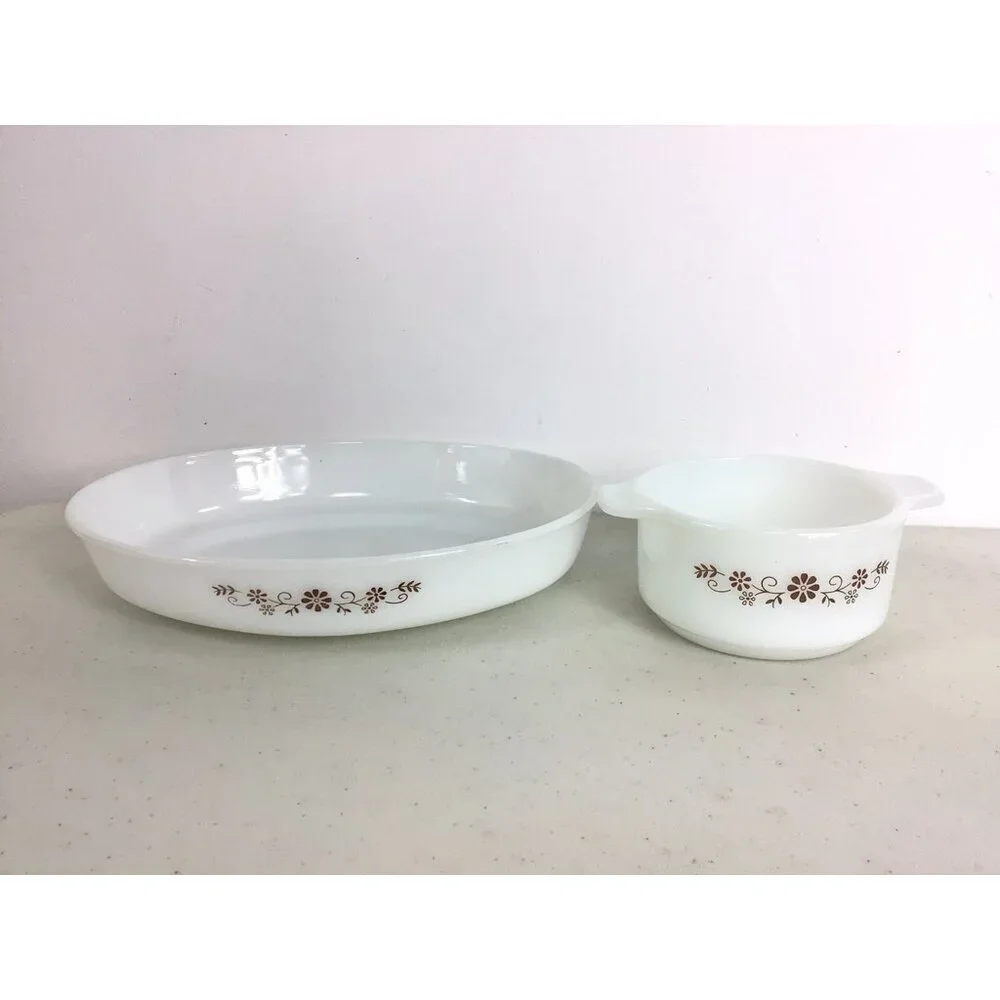 Dynaware Serving Dish Set of 2 Vintage Milk Glass
